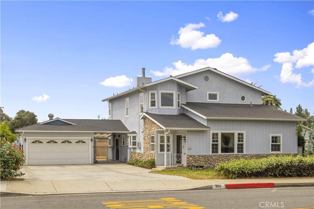 350 Juanita - Photo 1