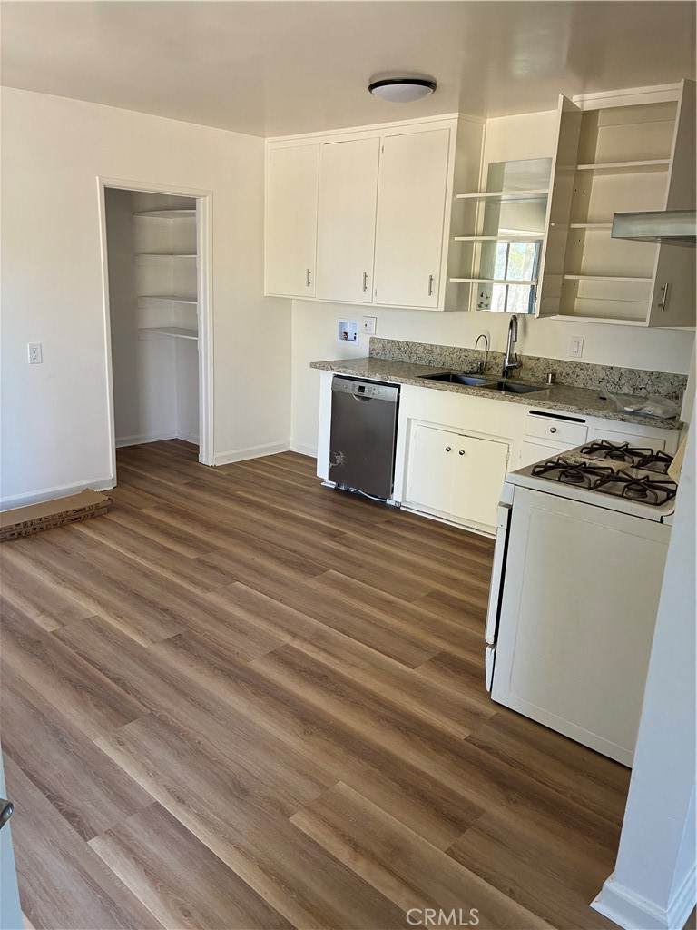 863 Morada - Photo 1