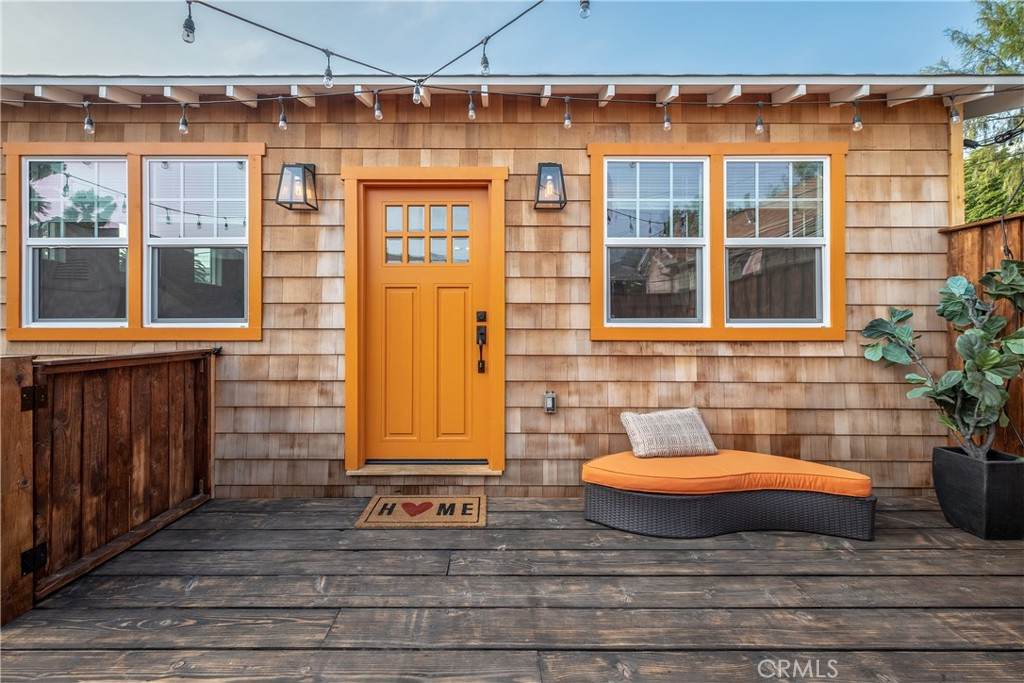 4039 Clayton Avenue - Photo 1