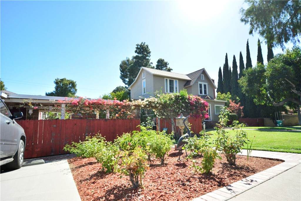 https://bt-photos.global.ssl.fastly.net/socal/orig_boomver_1_447474261-3.jpg