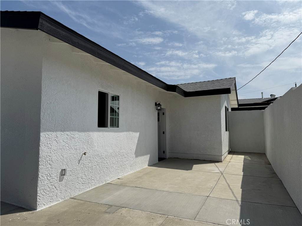 9452 Rose Avenue - Photo 1