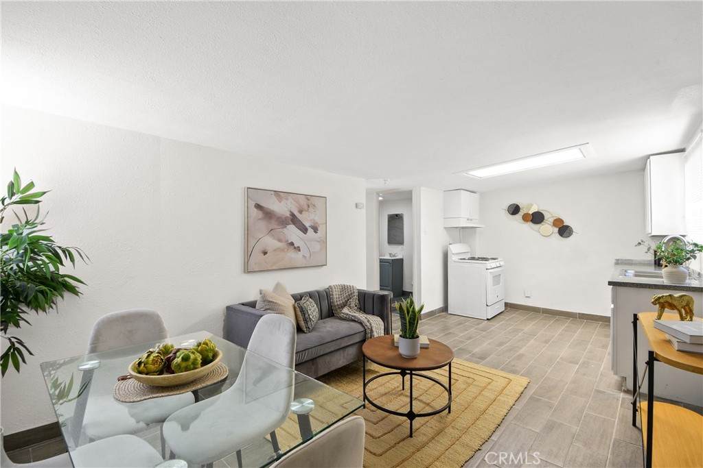 3008 Arrowhead - Photo 1