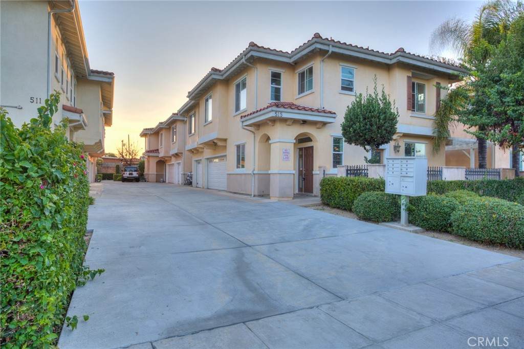 515 Florence - Photo 1