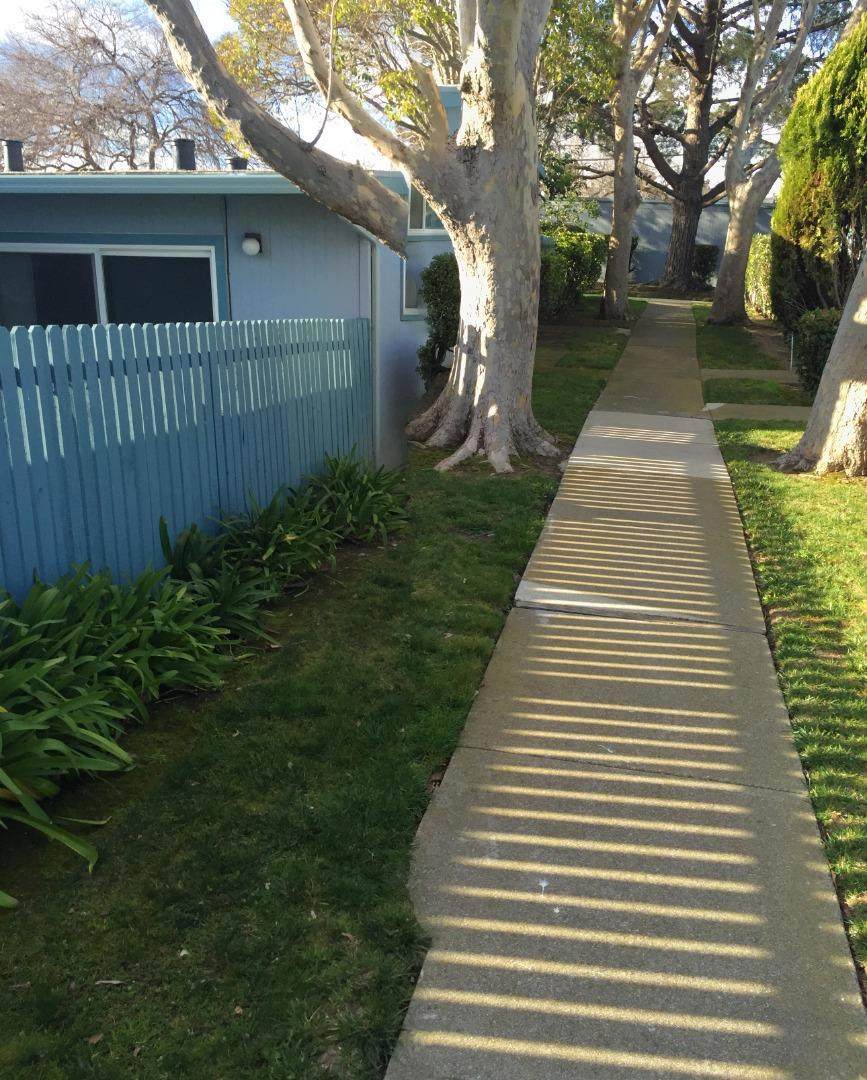 1591 Lago Street - Photo 1