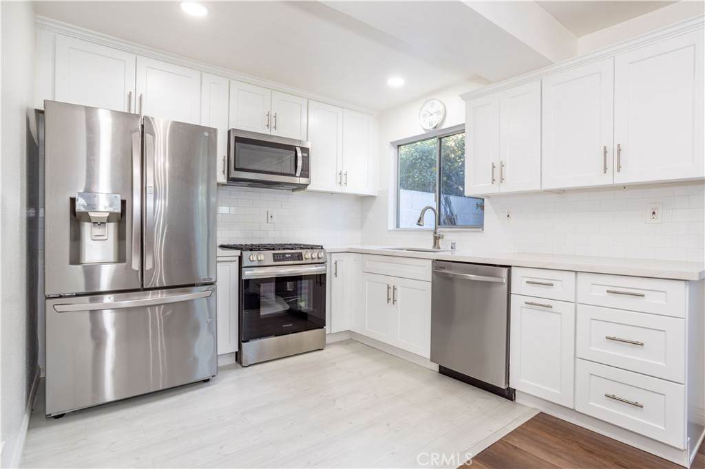 10125 De Soto - Photo 1
