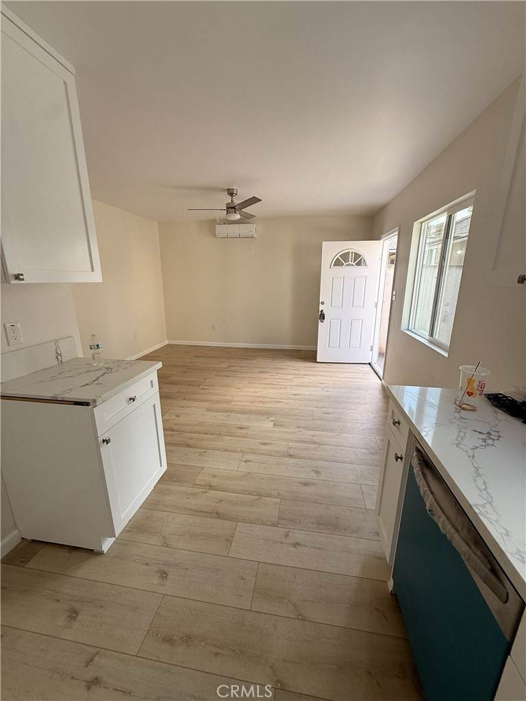 3637 Agnes - Photo 1