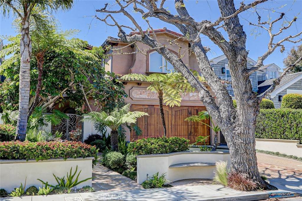 3005 Poinsettia Avenue - Photo 1