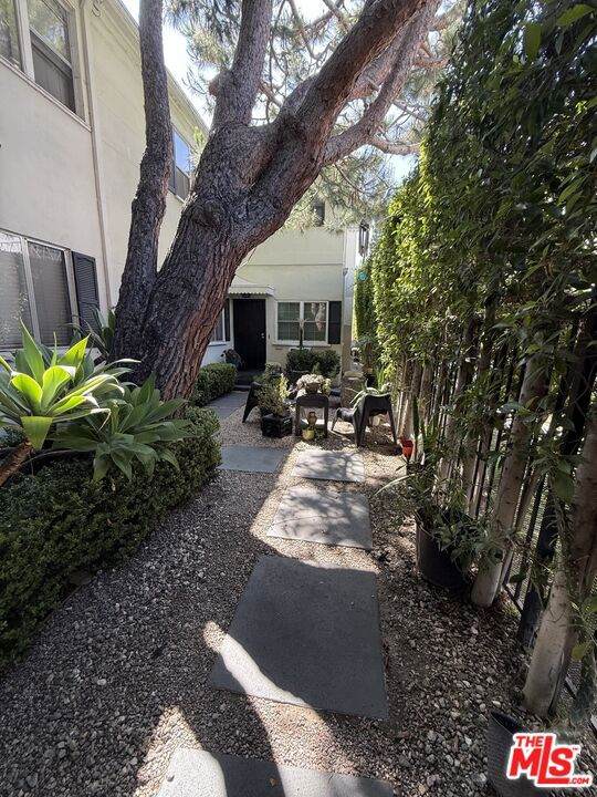 https://bt-photos.global.ssl.fastly.net/socal/orig_boomver_1_447548741-2.jpg