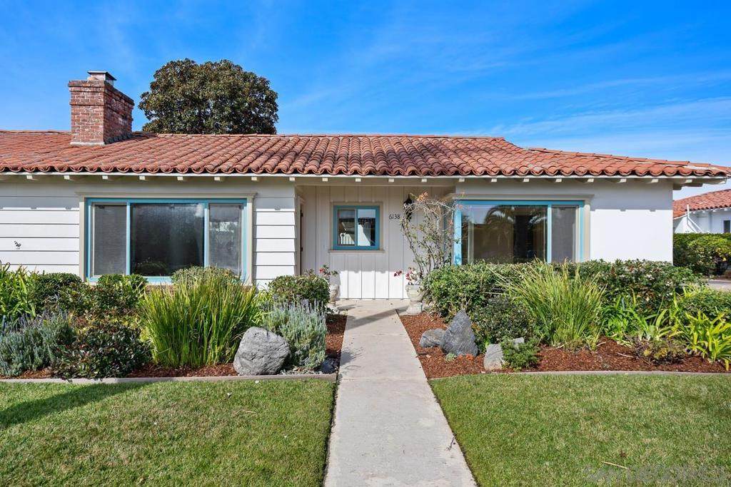 6138 La Flecha - Photo 1
