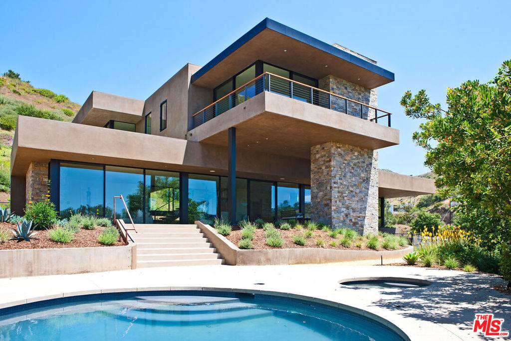 6228 Sycamore Meadows Drive - Photo 1