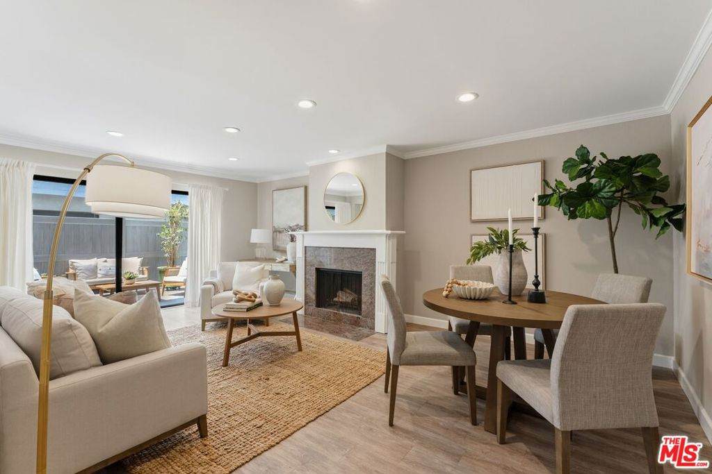 1456 Manhattan Beach Boulevard - Photo 1