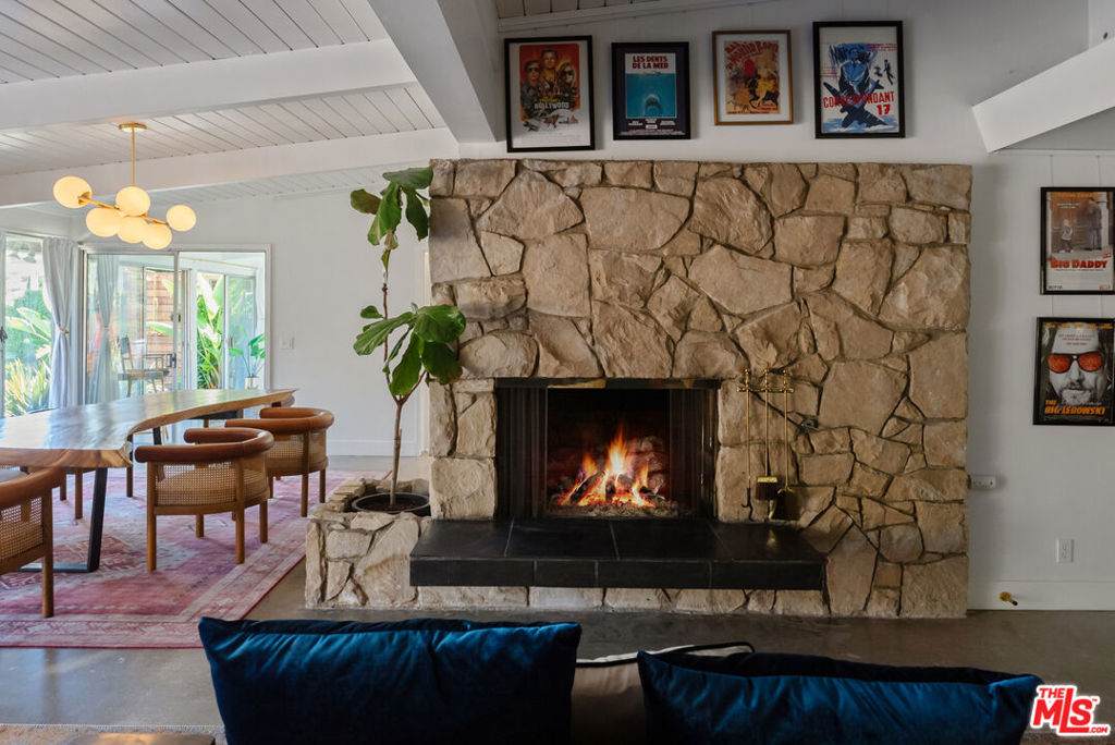 7211 Chelan Way - Photo 1