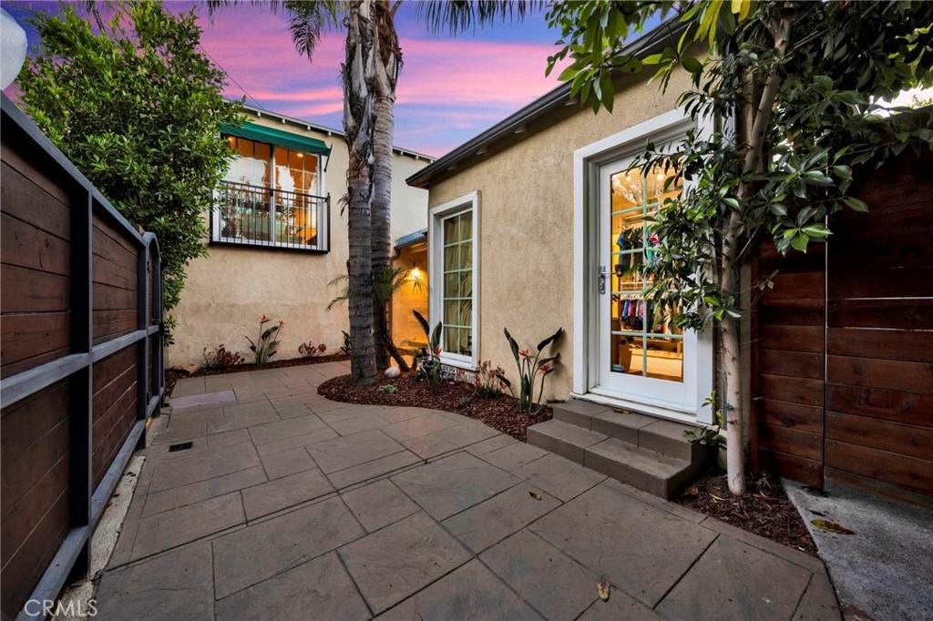 https://bt-photos.global.ssl.fastly.net/socal/orig_boomver_1_447600160-2.jpg