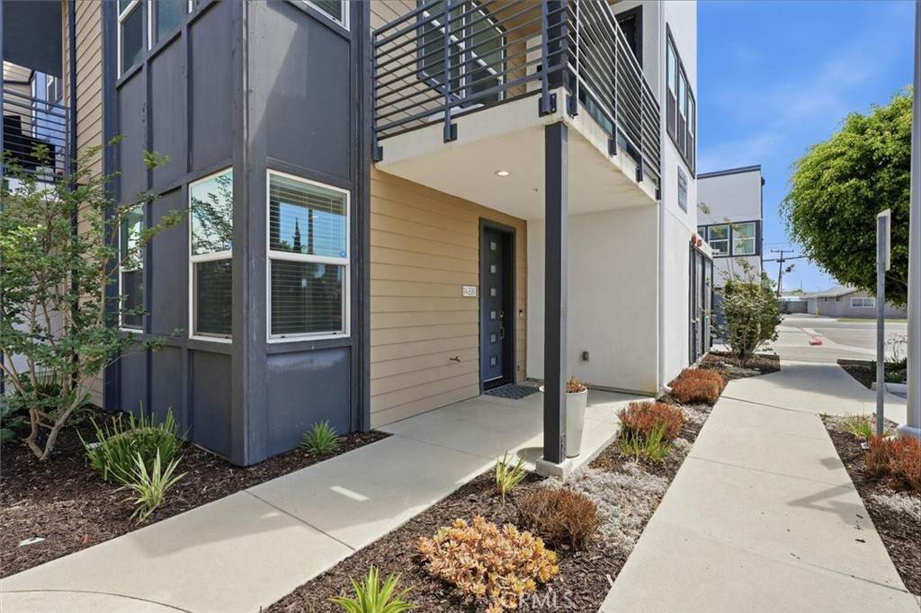 14331 Van Ness Avenue - Photo 1