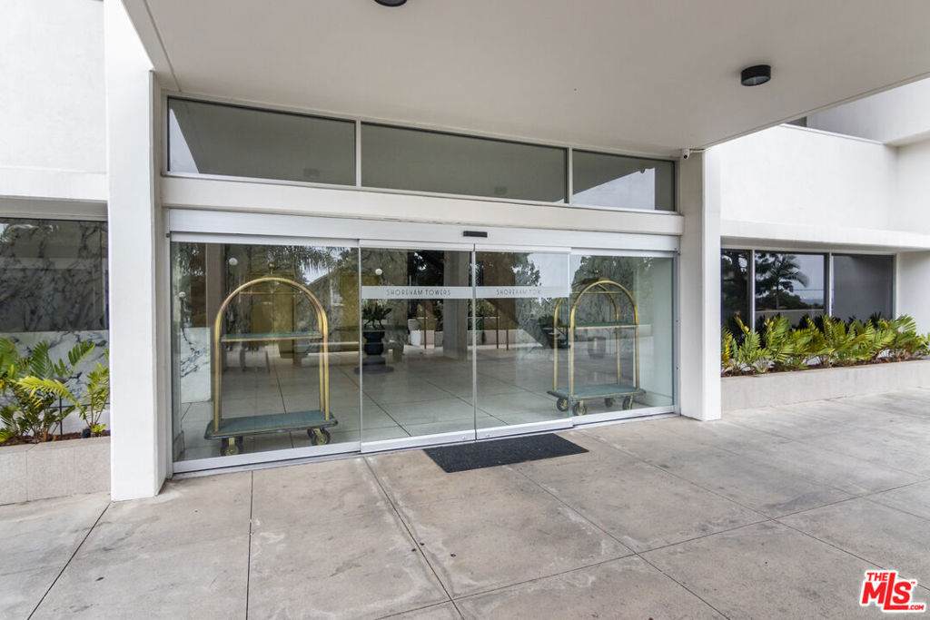 https://bt-photos.global.ssl.fastly.net/socal/orig_boomver_1_447623639-2.jpg