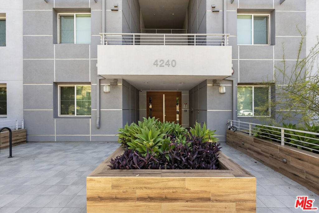 4240 Laurel Canyon Boulevard - Photo 1
