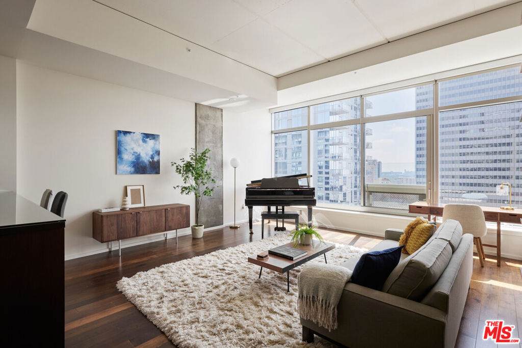 1155 Grand Avenue - Photo 1