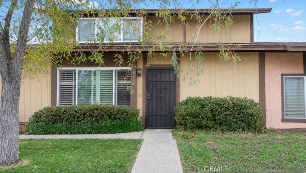 8714 Willis - Photo 1