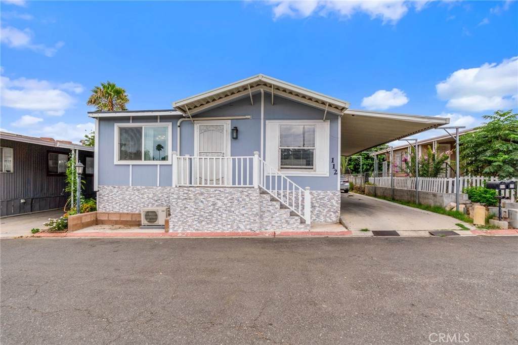 4041 Pedley - Photo 1