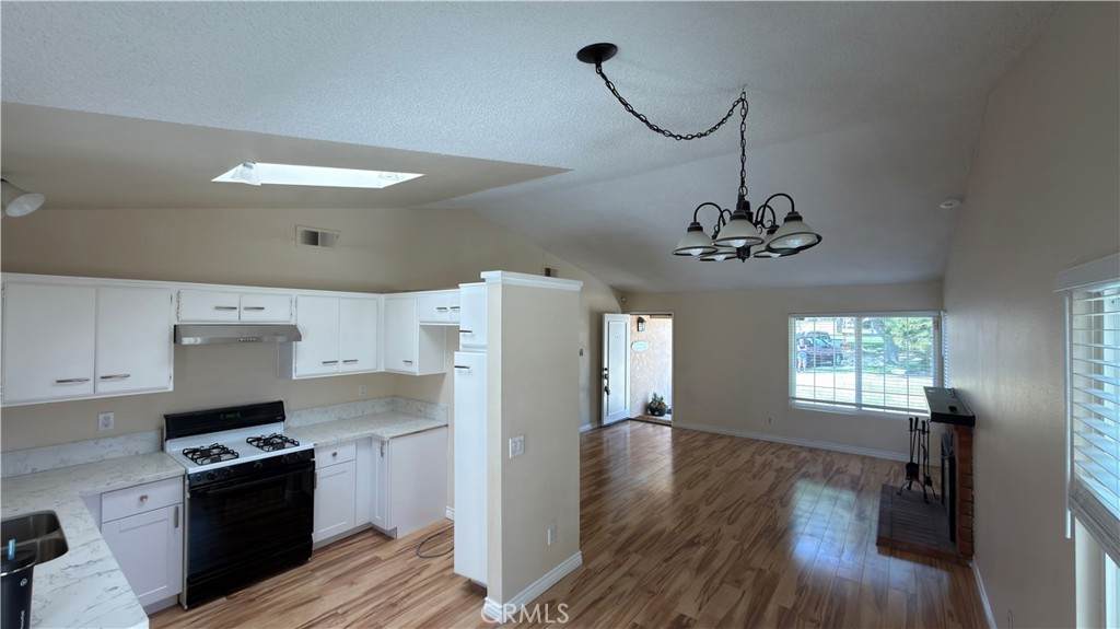 https://bt-photos.global.ssl.fastly.net/socal/orig_boomver_1_447689663-2.jpg