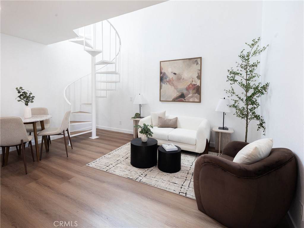 23282 La Mar - Photo 1