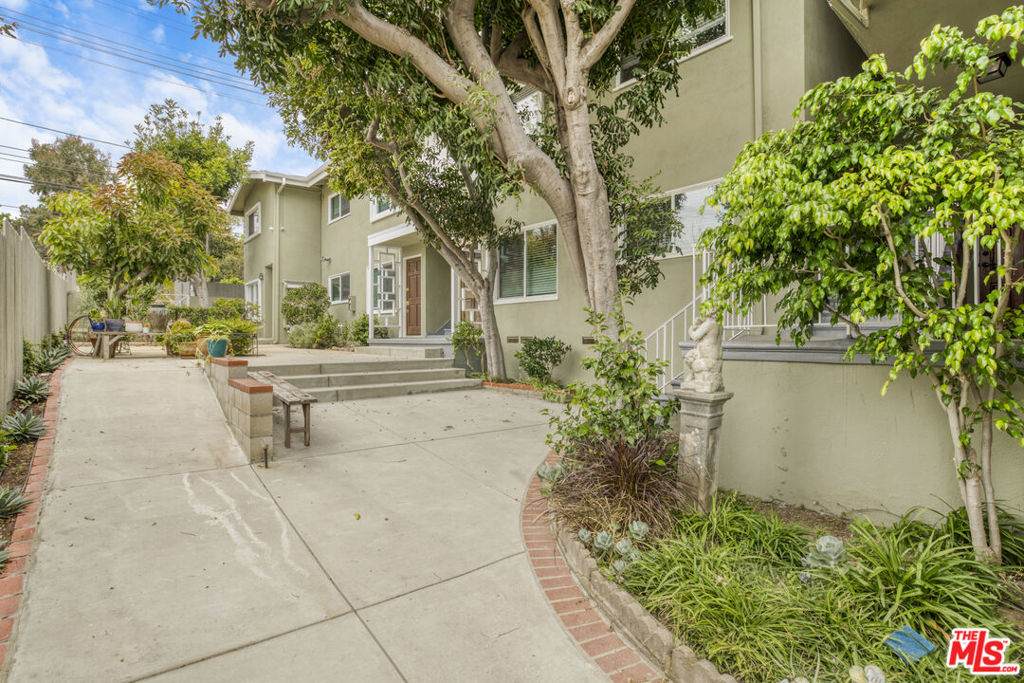 https://bt-photos.global.ssl.fastly.net/socal/orig_boomver_1_447694601-2.jpg