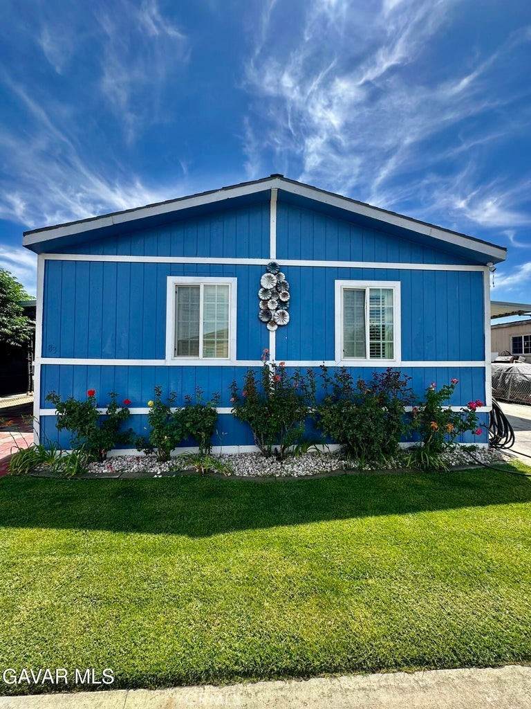 1717 Avenue I - Photo 1
