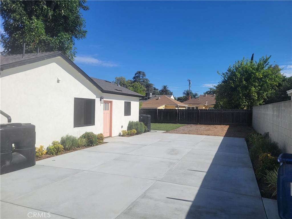 https://bt-photos.global.ssl.fastly.net/socal/orig_boomver_1_447703173-2.jpg