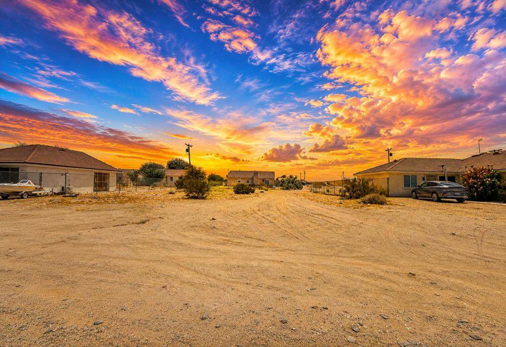 1285 Red Sea Avenue - Photo 1