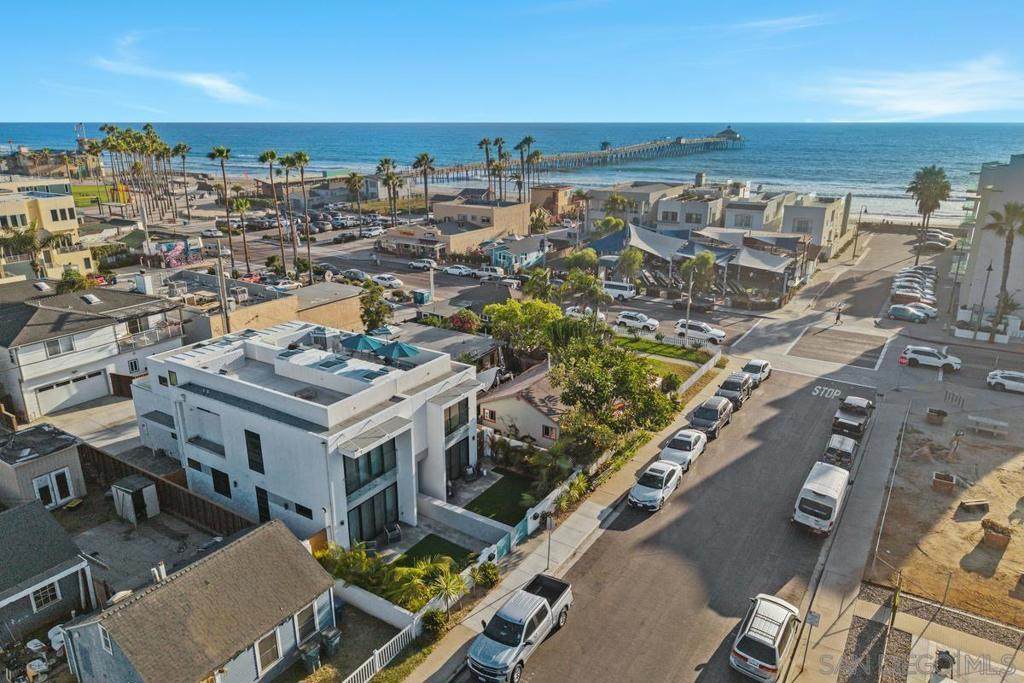 https://bt-photos.global.ssl.fastly.net/socal/orig_boomver_1_447721022-2.jpg