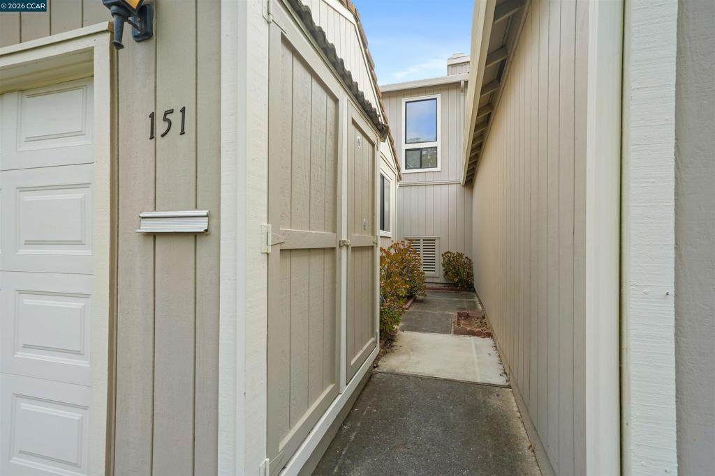 https://bt-photos.global.ssl.fastly.net/socal/orig_boomver_1_447727718-2.jpg
