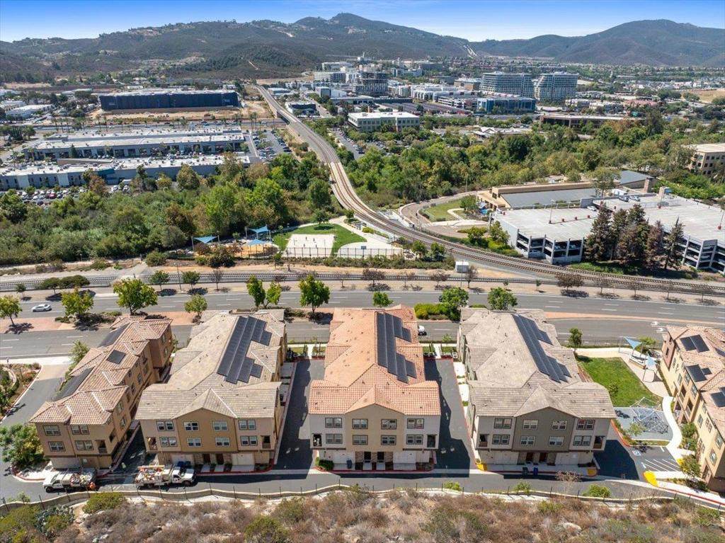 https://bt-photos.global.ssl.fastly.net/socal/orig_boomver_1_447728051-2.jpg