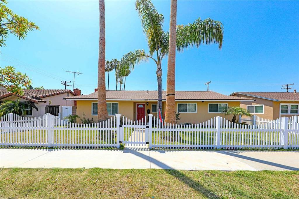 https://bt-photos.global.ssl.fastly.net/socal/orig_boomver_1_447730741-2.jpg
