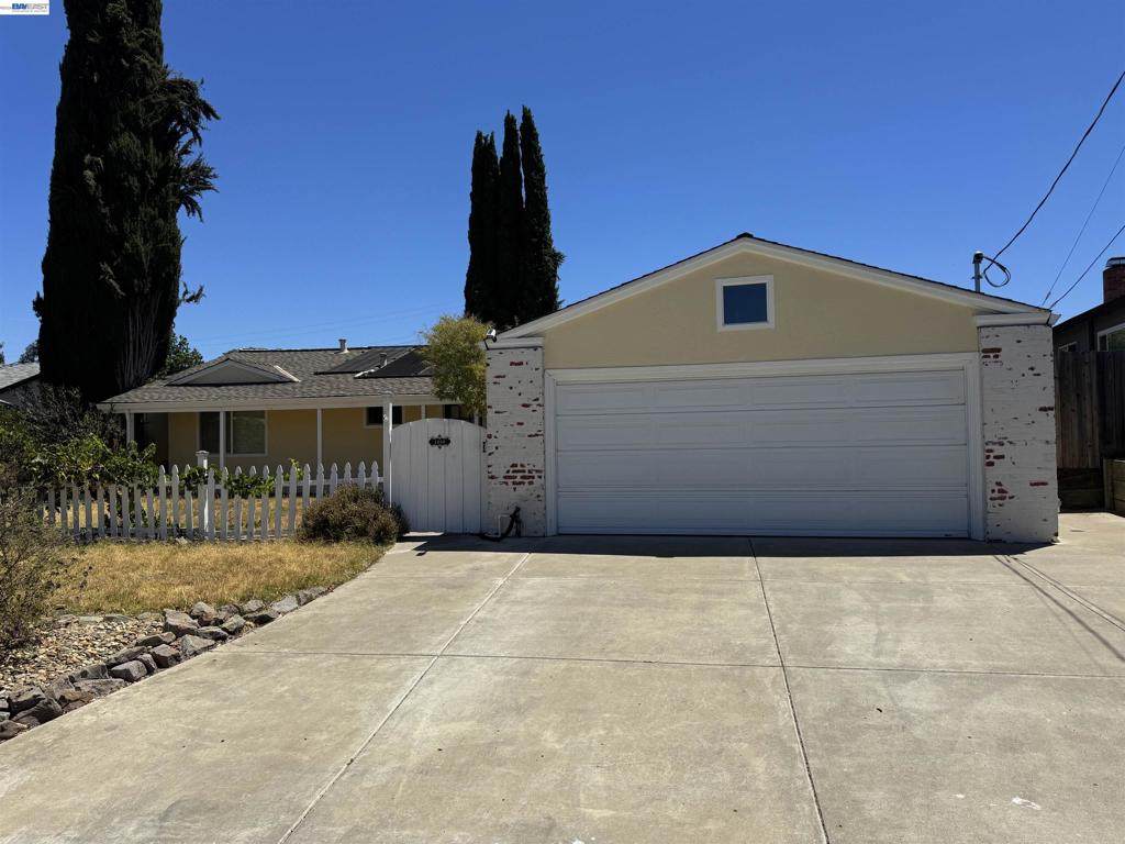 1250 Cape Cod Way - Photo 1