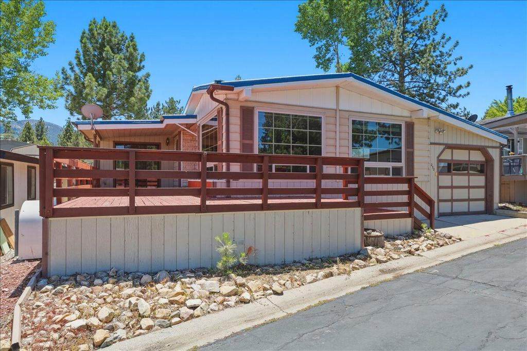391 Montclair Drive - Photo 1