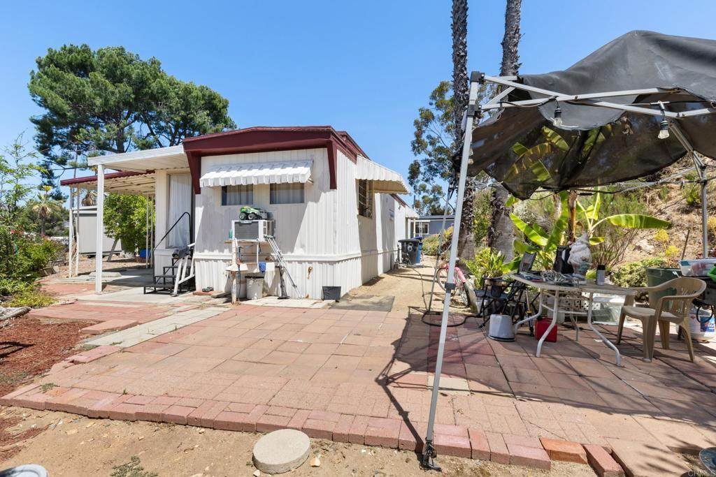https://bt-photos.global.ssl.fastly.net/socal/orig_boomver_1_447749776-2.jpg