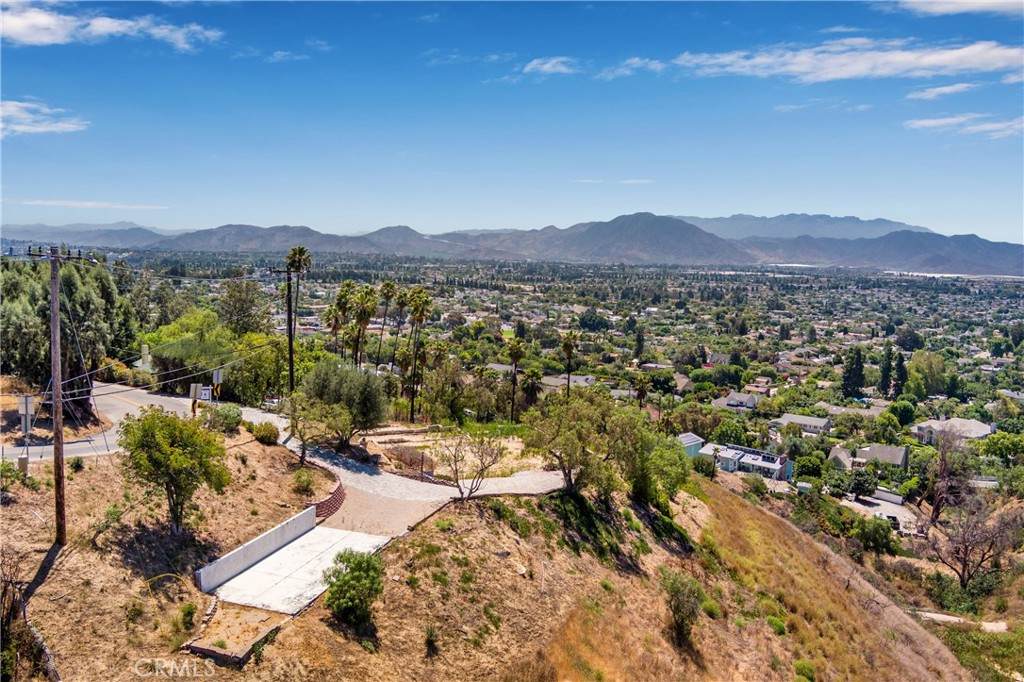 375 Highland - Photo 1