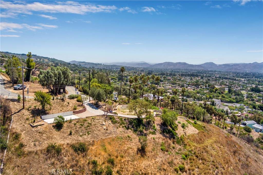 https://bt-photos.global.ssl.fastly.net/socal/orig_boomver_1_447758312-2.jpg