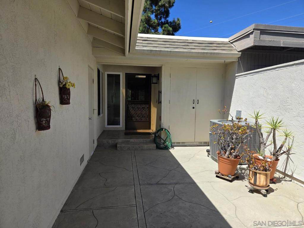 https://bt-photos.global.ssl.fastly.net/socal/orig_boomver_1_447780888-2.jpg