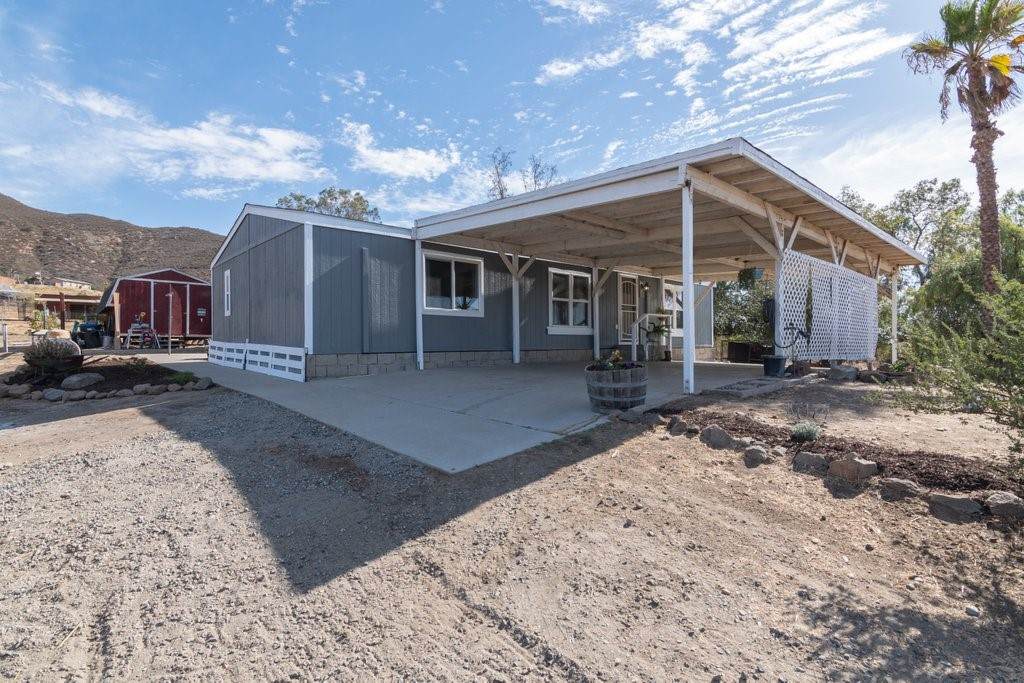 https://bt-photos.global.ssl.fastly.net/socal/orig_boomver_1_447782777-2.jpg