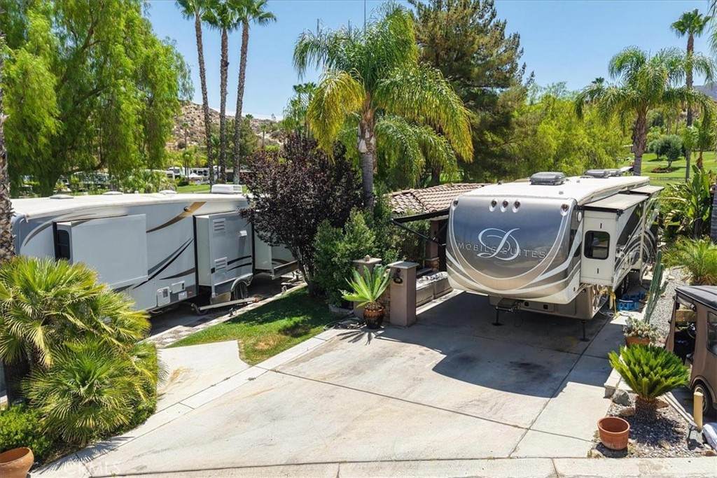 https://bt-photos.global.ssl.fastly.net/socal/orig_boomver_1_447806990-2.jpg