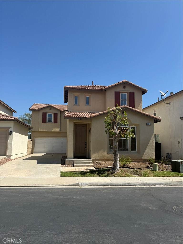 309 Lydia Lane - Photo 1