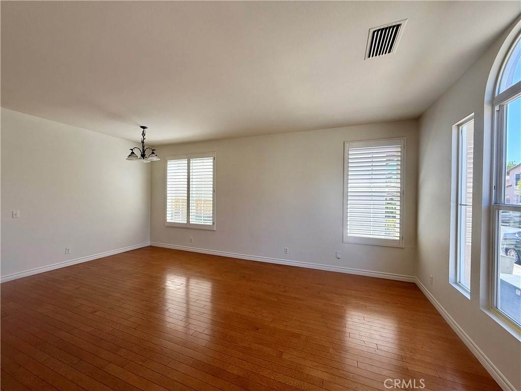 https://bt-photos.global.ssl.fastly.net/socal/orig_boomver_1_447815517-2.jpg