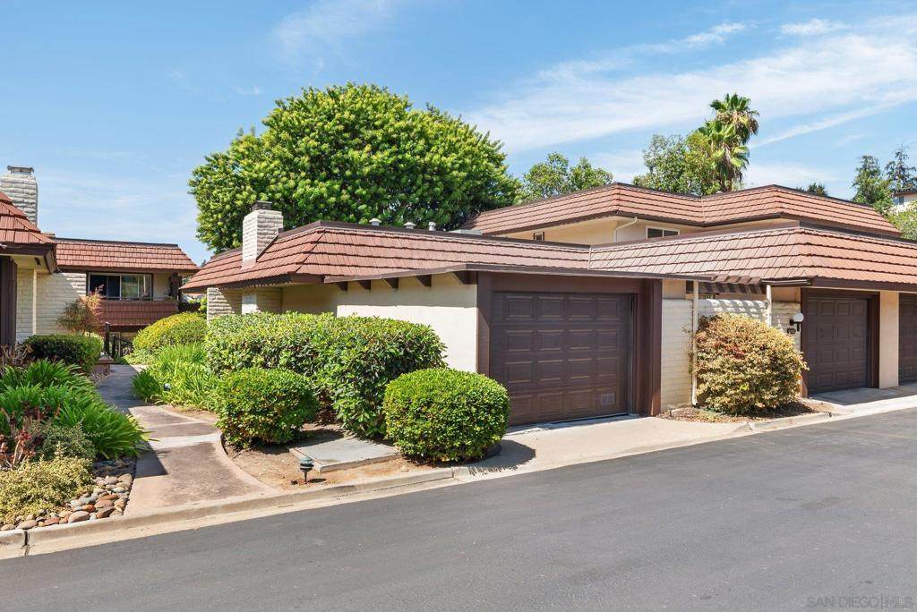 4416 Collwood Lane - Photo 1