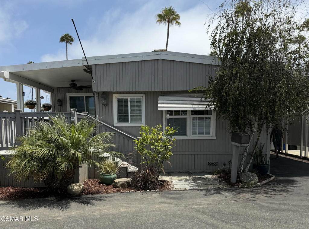 1215 Anchor Way - Photo 1