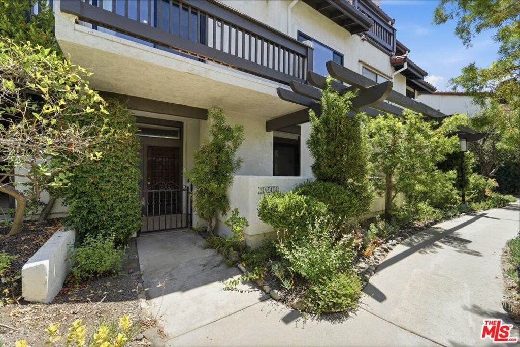 1544 Michael Lane - Photo 1