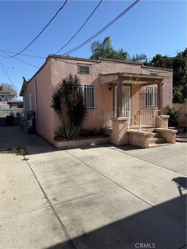 2044 Workman Street - Photo 1
