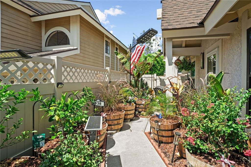 https://bt-photos.global.ssl.fastly.net/socal/orig_boomver_1_447907030-2.jpg