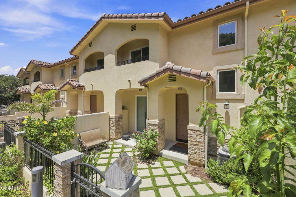 1218 Vista Heights Court - Photo 1