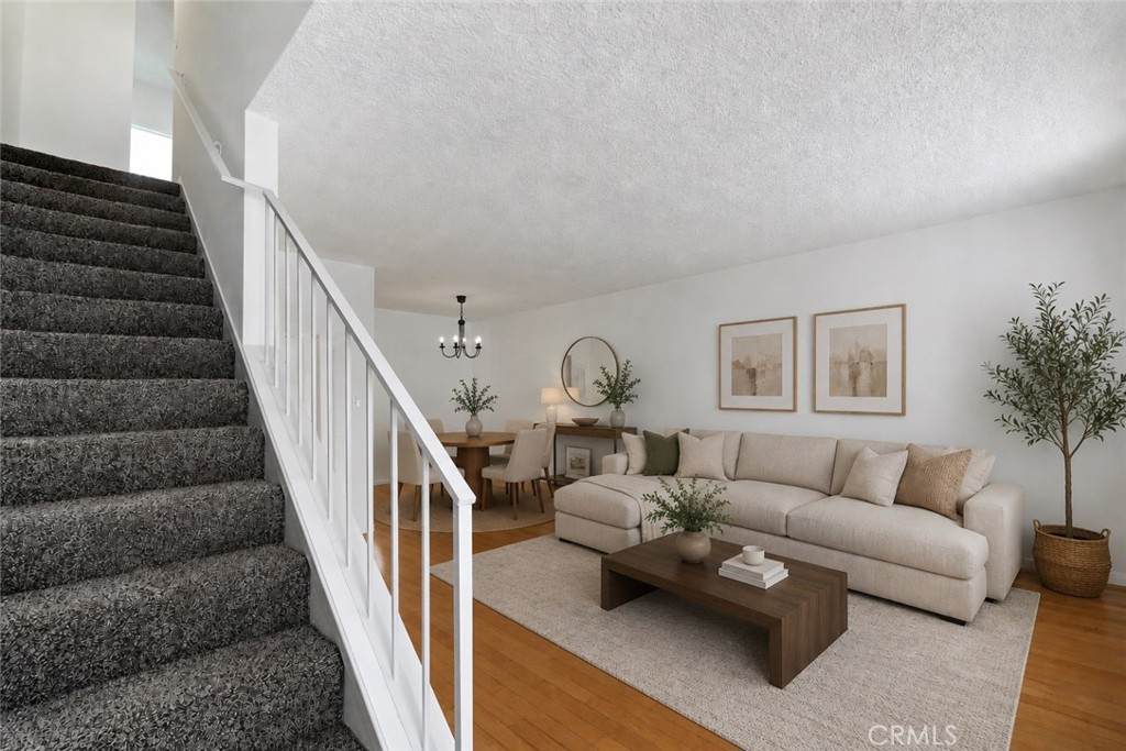 1527 Stanford Street - Photo 1